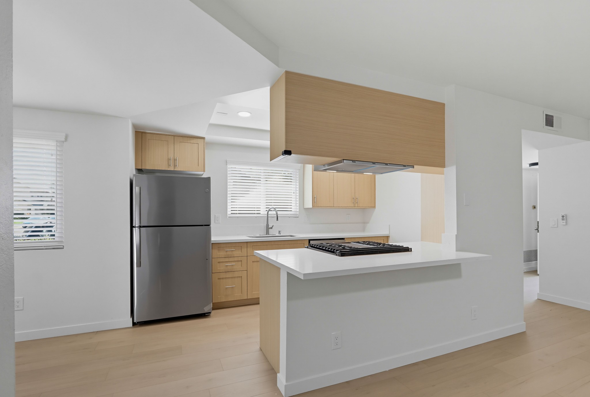 Virtual tour photo 14 of 39 for 4881 Vista Dr Unit 1