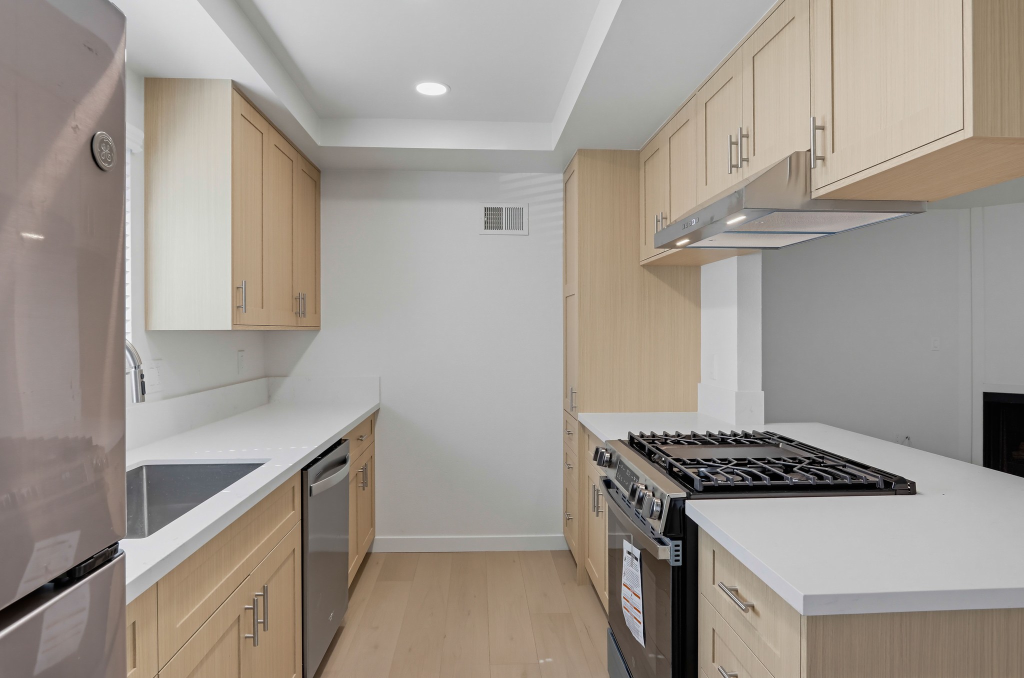Virtual tour photo 18 of 39 for 4881 Vista Dr Unit 1