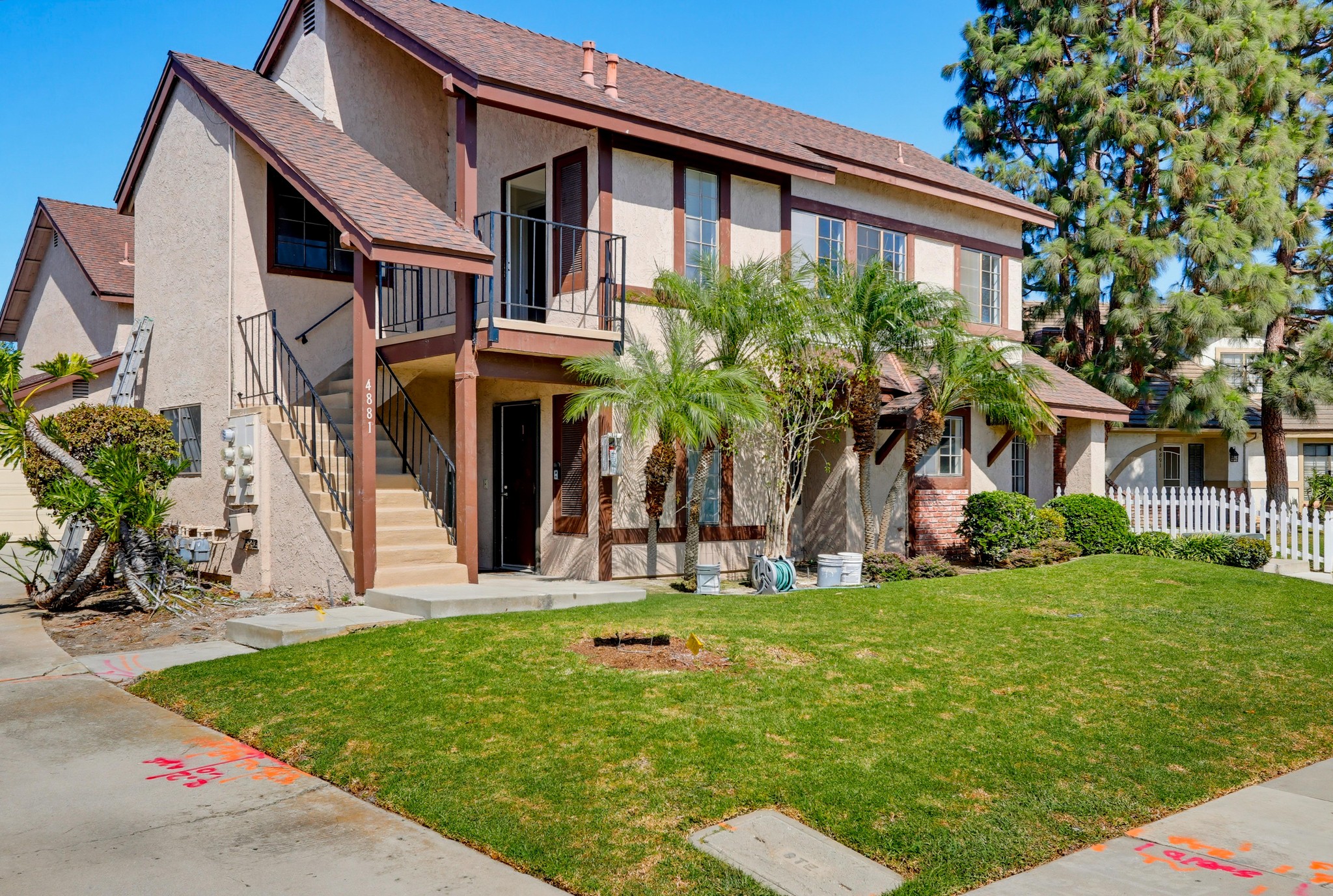Virtual tour photo 1 of 56 for 4881 Vista Dr Unit 2