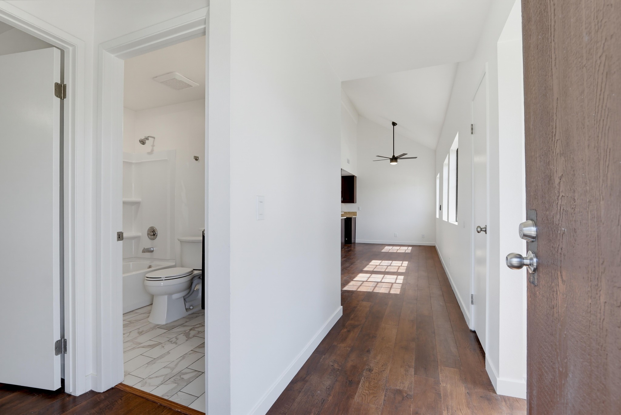 Virtual tour photo 6 of 56 for 4881 Vista Dr Unit 2