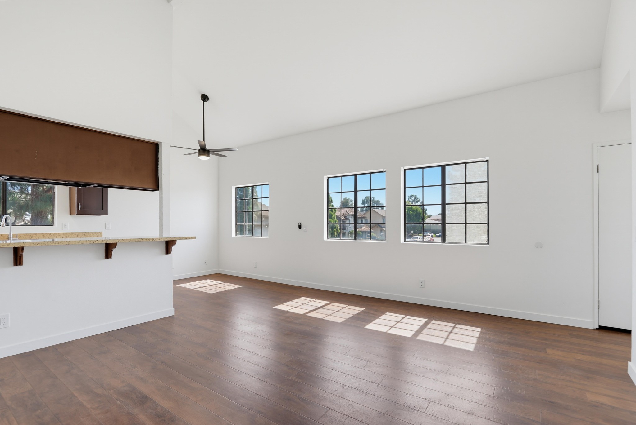 Virtual tour photo 15 of 56 for 4881 Vista Dr Unit 2