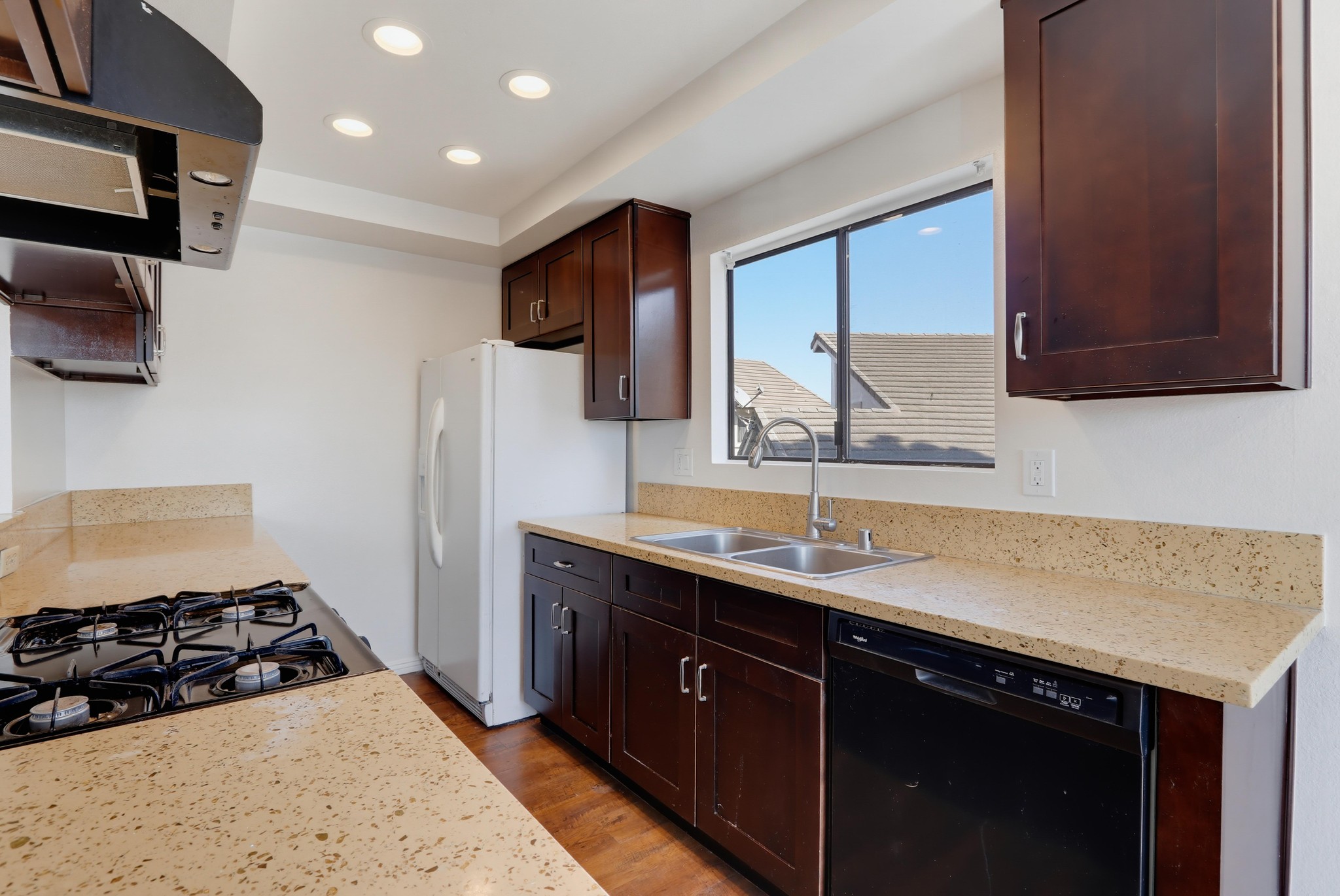 Virtual tour photo 23 of 56 for 4881 Vista Dr Unit 2