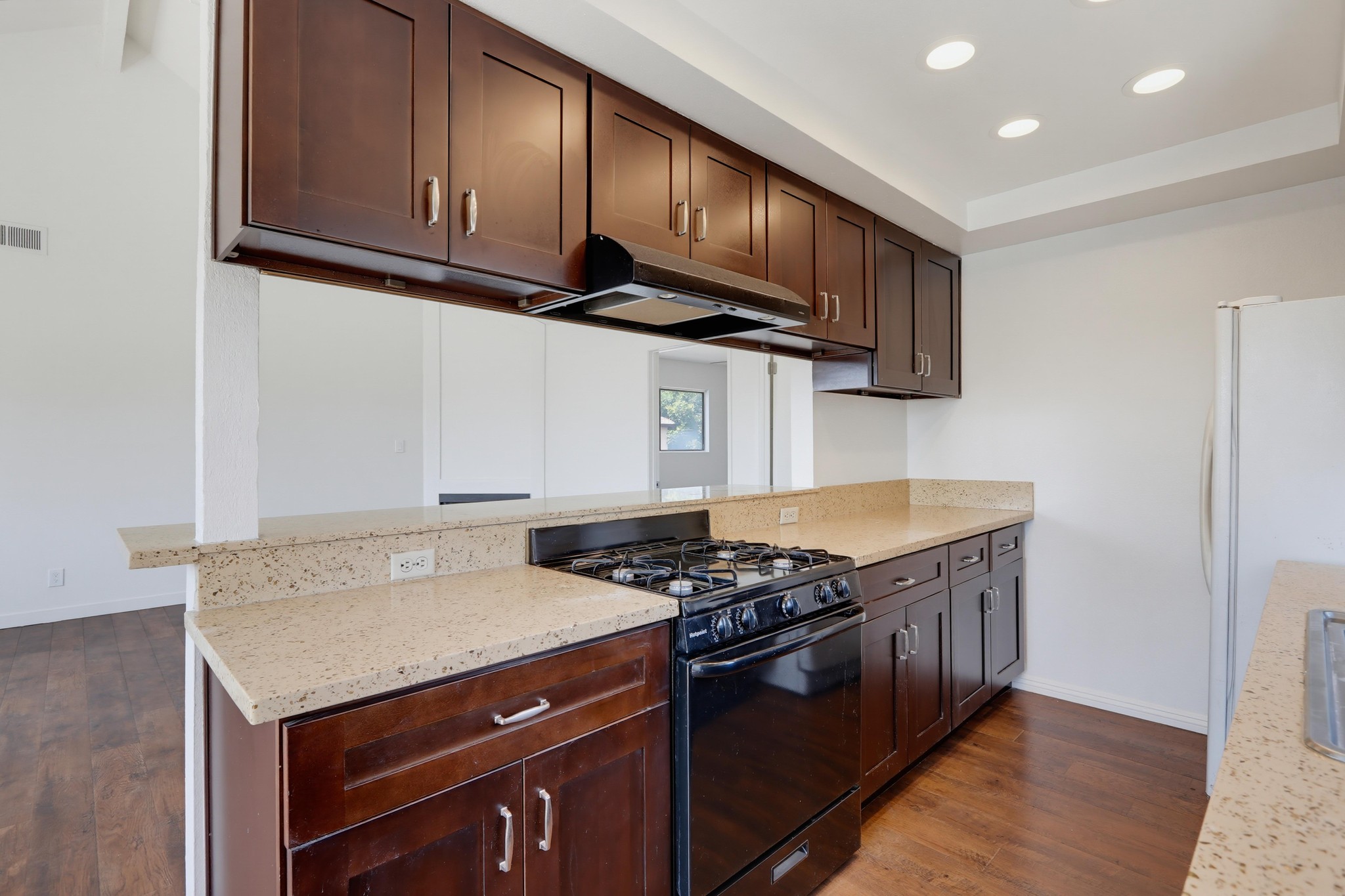 Virtual tour photo 24 of 56 for 4881 Vista Dr Unit 2