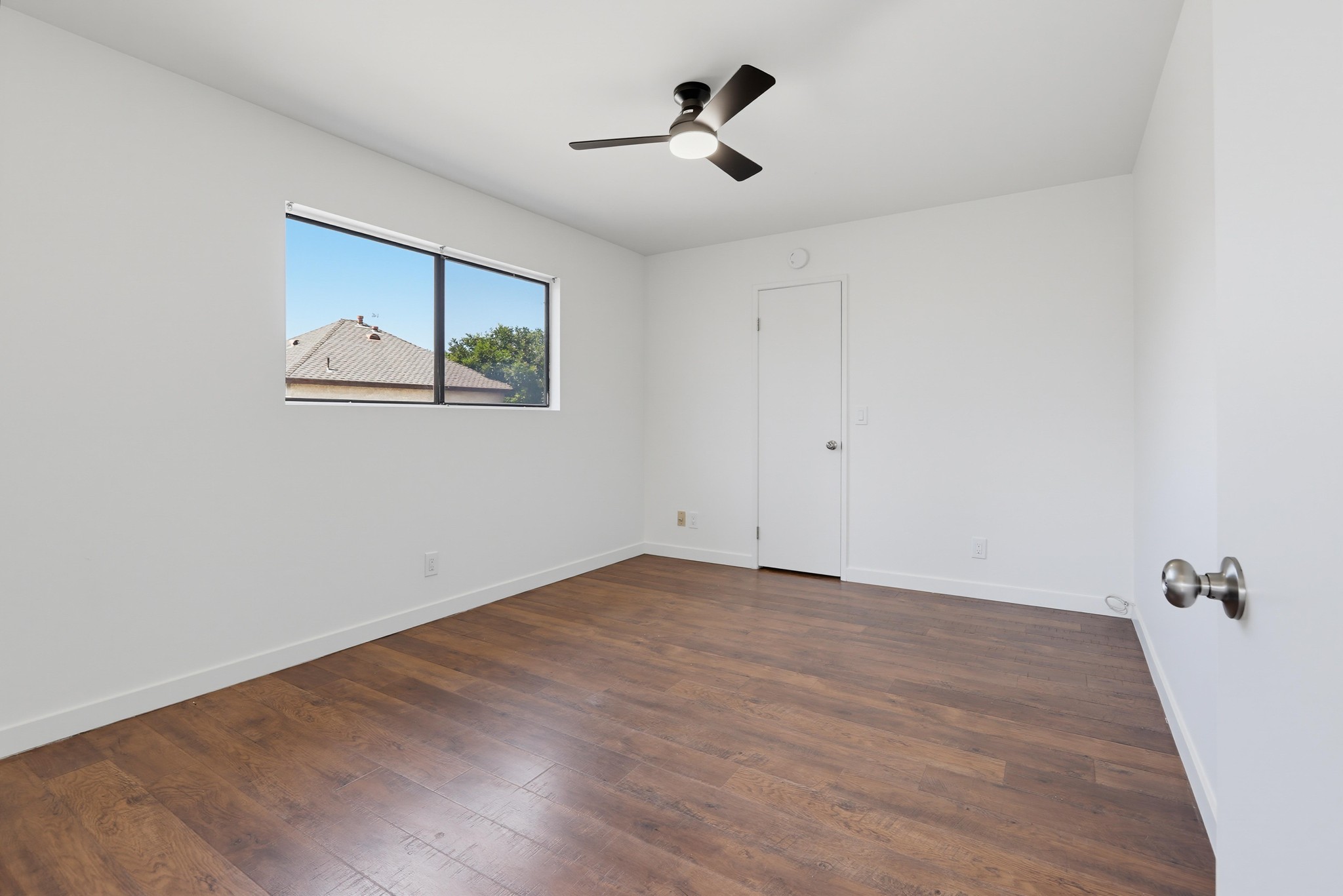 Virtual tour photo 32 of 56 for 4881 Vista Dr Unit 2