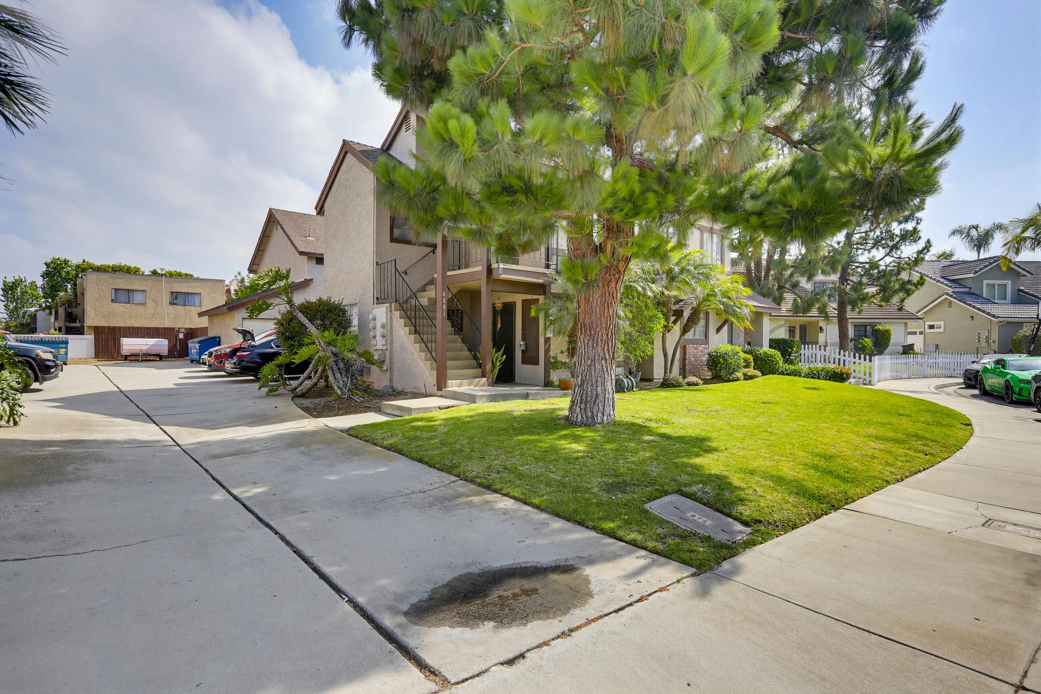 Virtual tour photo 4 of 46 for 4881 Vista Dr Unit 3