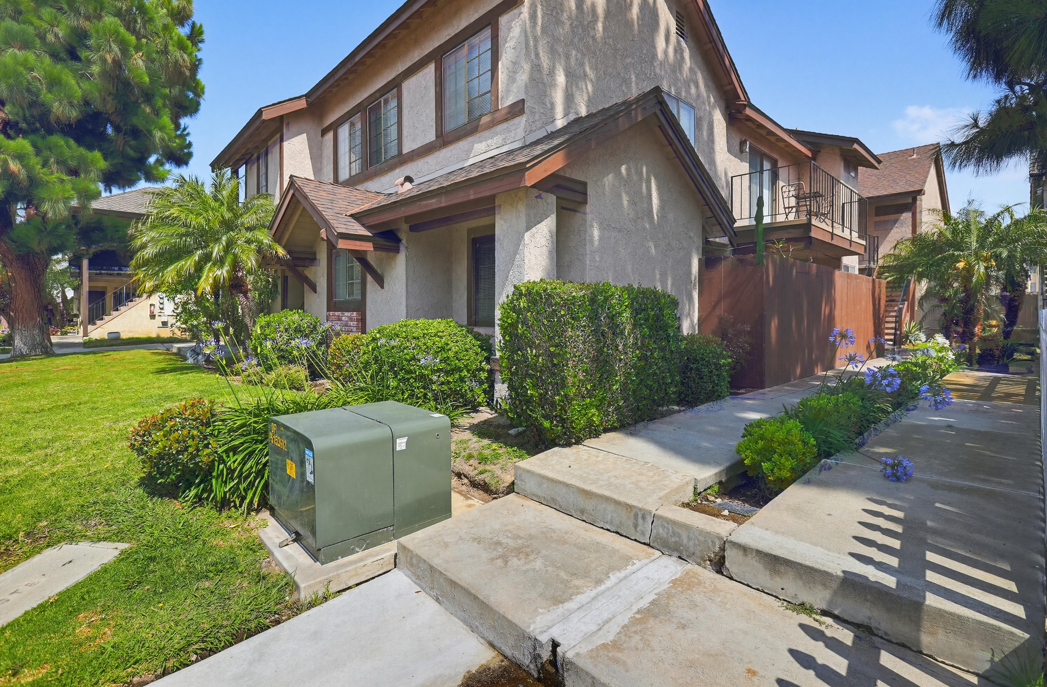 Virtual tour photo 6 of 46 for 4881 Vista Dr Unit 3