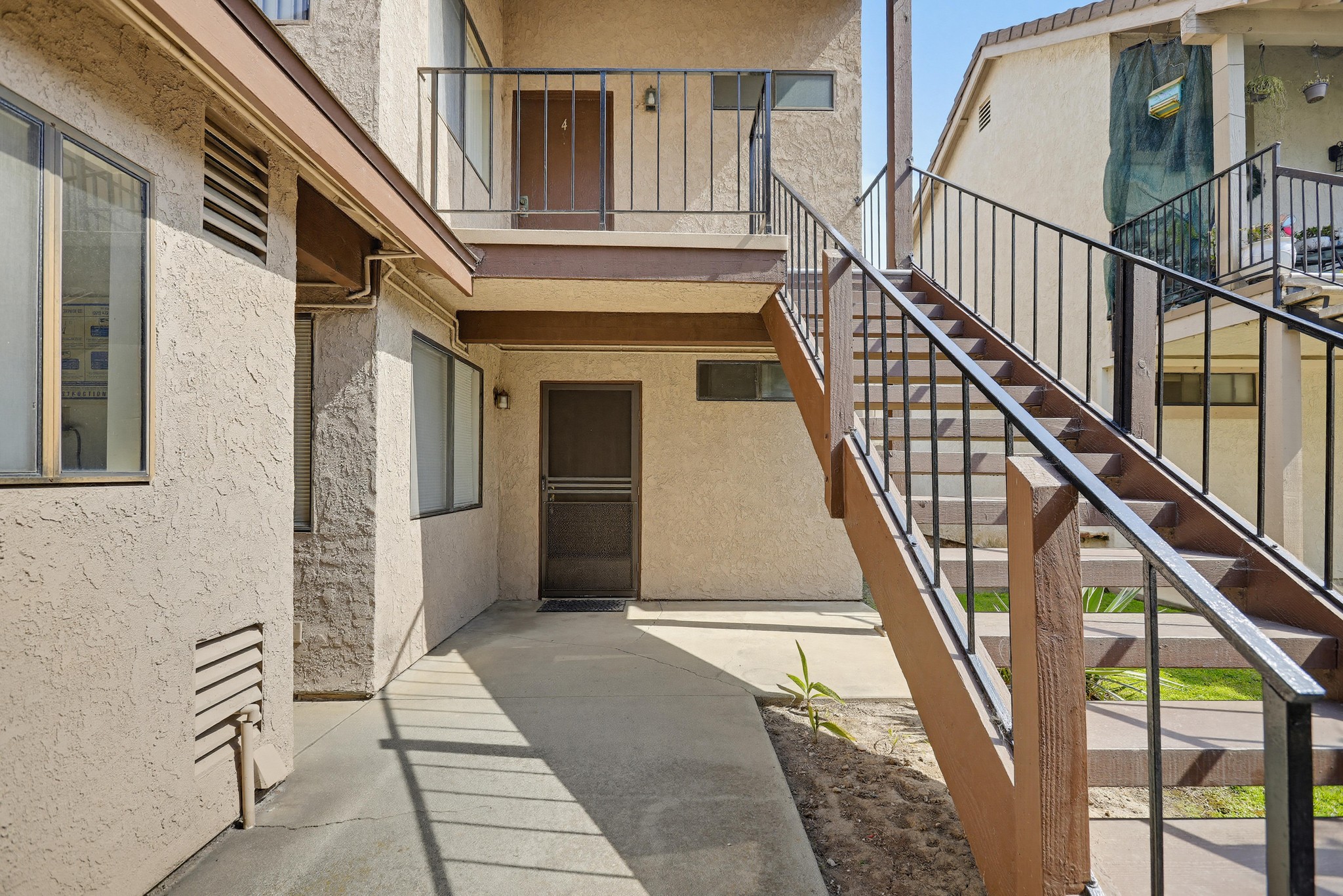 Virtual tour photo 8 of 46 for 4881 Vista Dr Unit 3