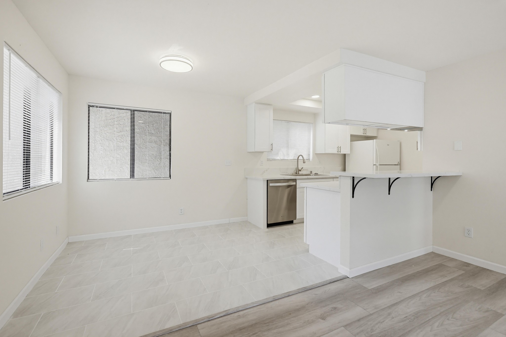 Virtual tour photo 19 of 46 for 4881 Vista Dr Unit 3