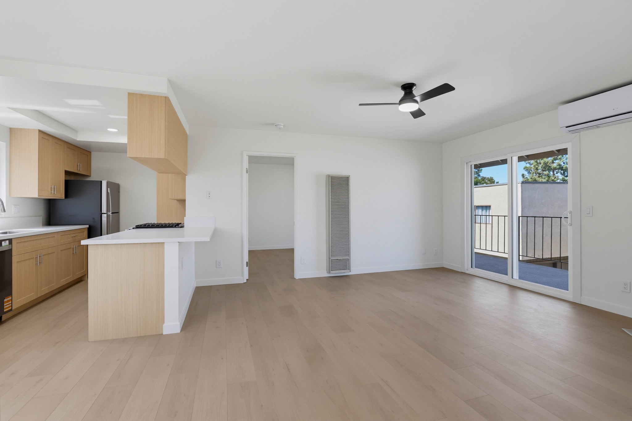 Virtual tour photo 15 of 46 for 4881 Vista Dr Unit 4