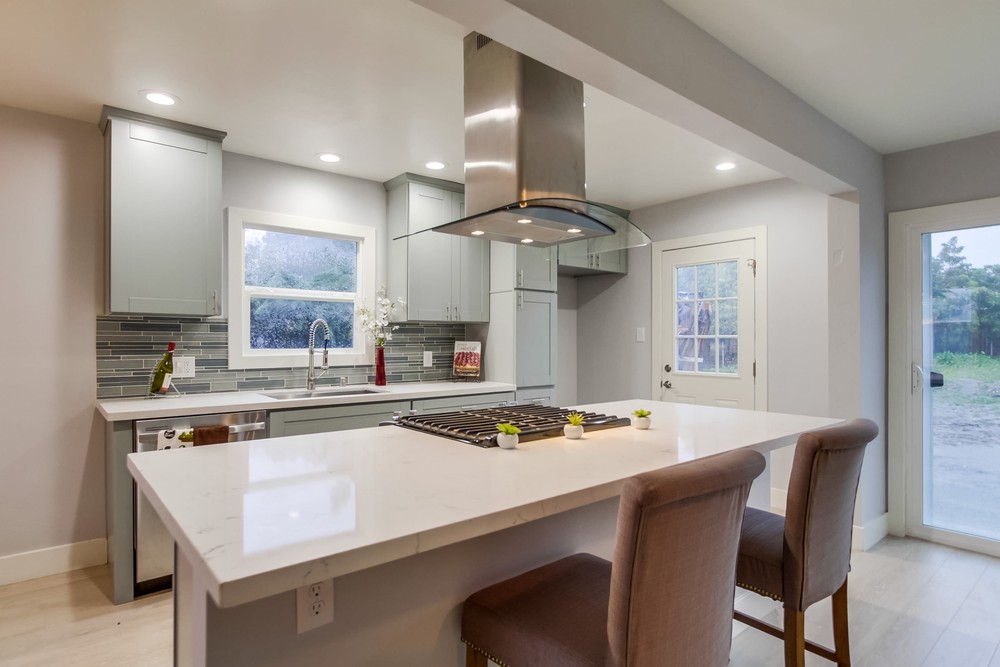 Virtual tour photo 10 of 30 for 4882 Glacier Ave