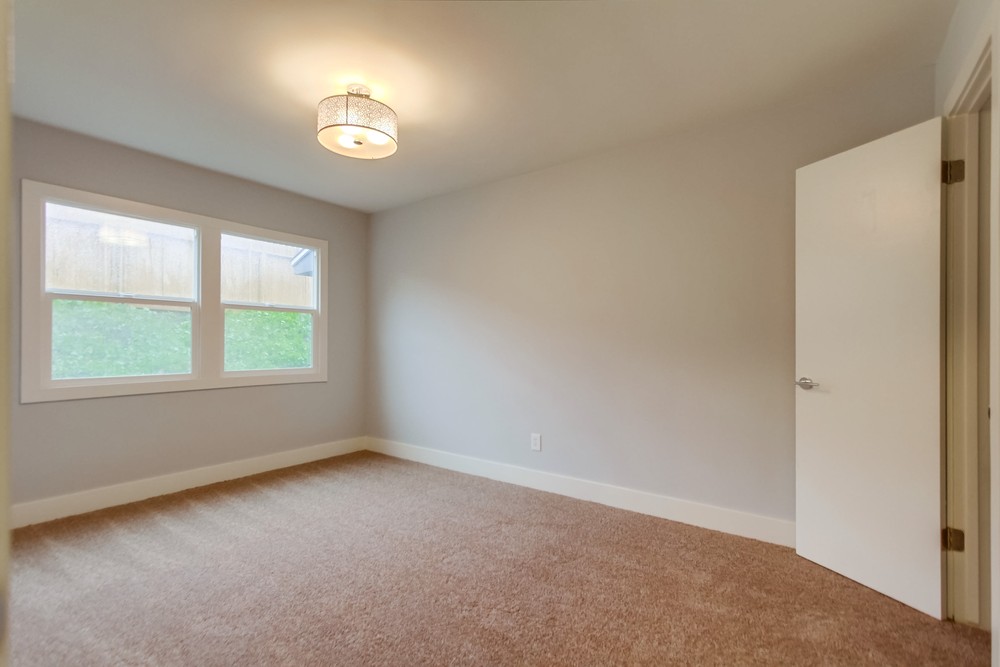 Virtual tour photo 25 of 30 for 4882 Glacier Ave