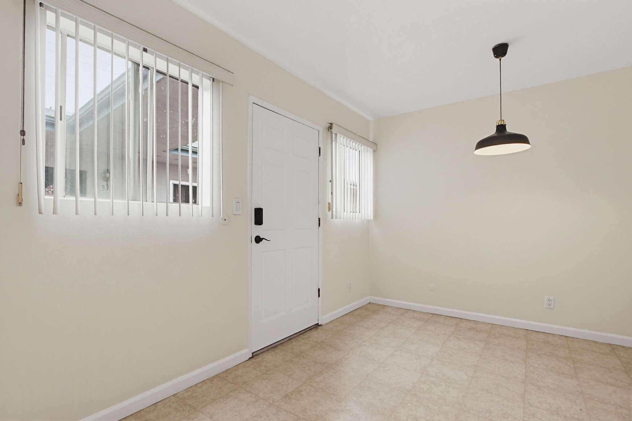 Virtual tour photo 12 of 34 for 4885 Cole St Unit 34