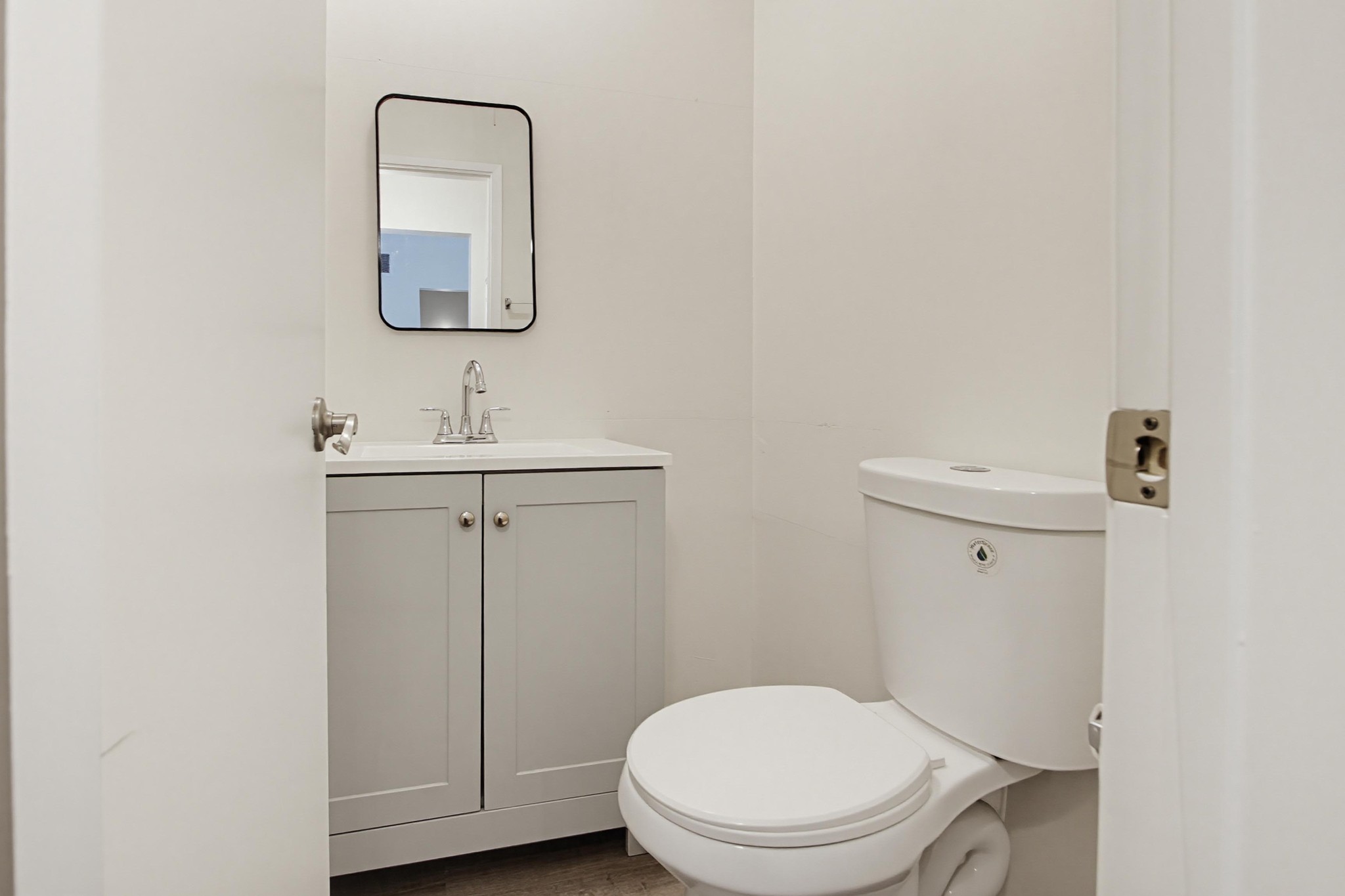Virtual tour photo 20 of 34 for 4885 Cole St Unit 34