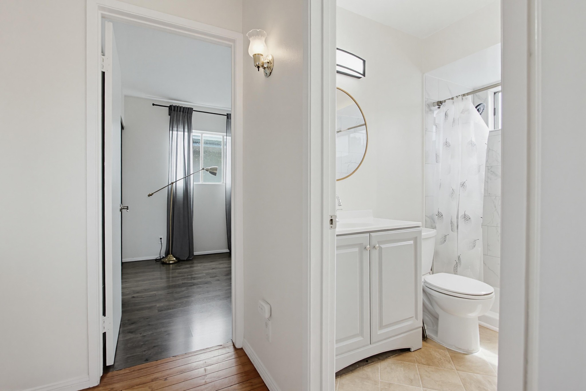 Virtual tour photo 24 of 34 for 4885 Cole St Unit 34