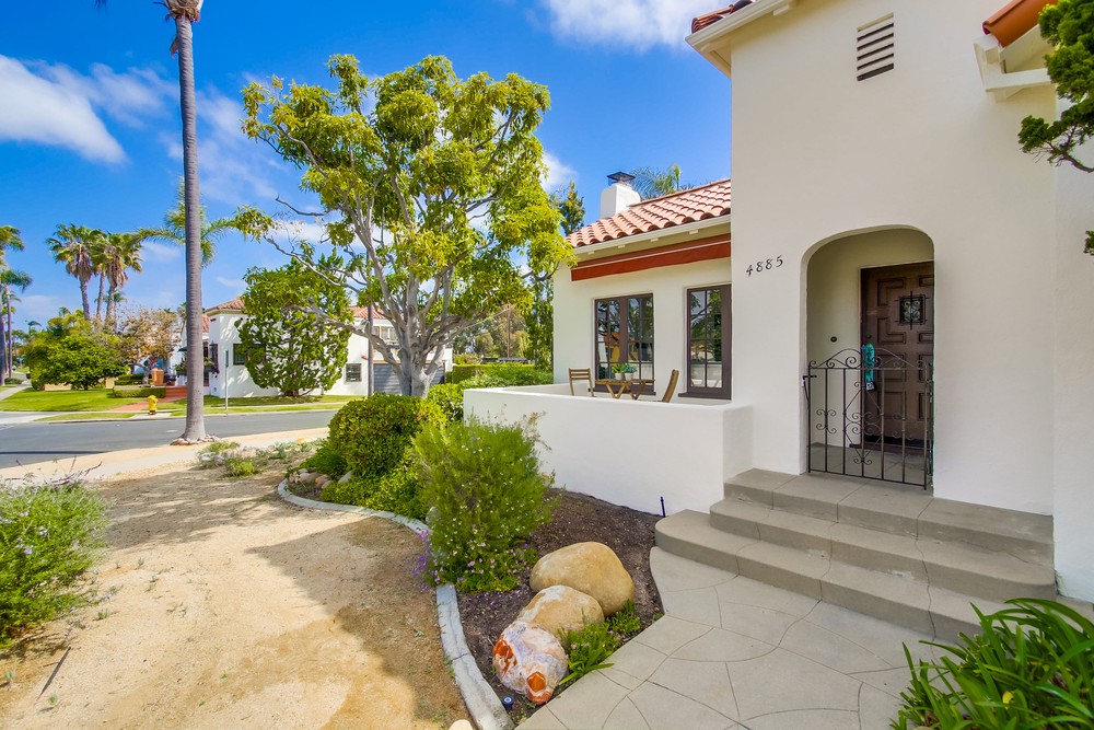 Virtual tour photo 9 of 60 for 4885 Marlborough Dr