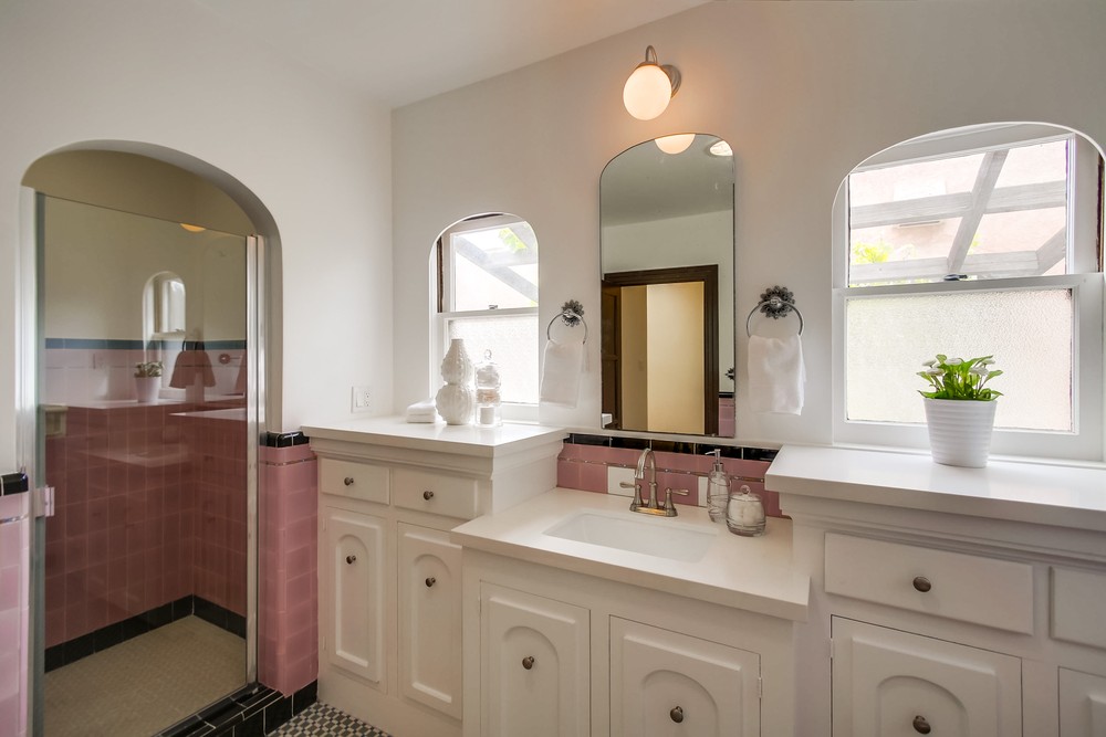 Virtual tour photo 32 of 60 for 4885 Marlborough Dr