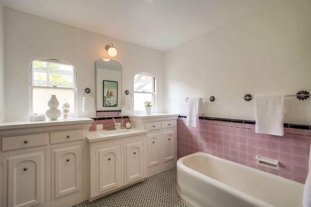 Virtual tour photo 33 of 60 for 4885 Marlborough Dr
