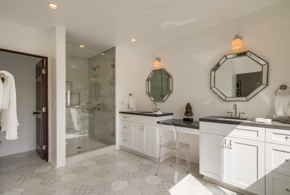 Virtual tour photo 43 of 60 for 4885 Marlborough Dr