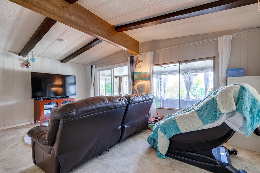 Virtual tour photo 7 of 32 for 4886 Old Cliffs Rd