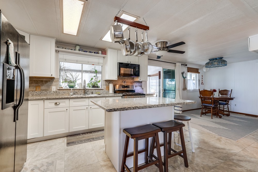 Virtual tour photo 11 of 32 for 4886 Old Cliffs Rd