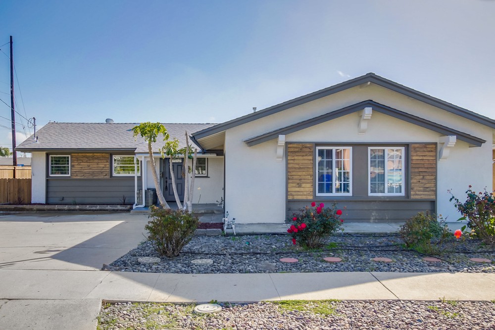 Virtual tour photo 1 of 43 for 4887 Mt Gaywas Dr