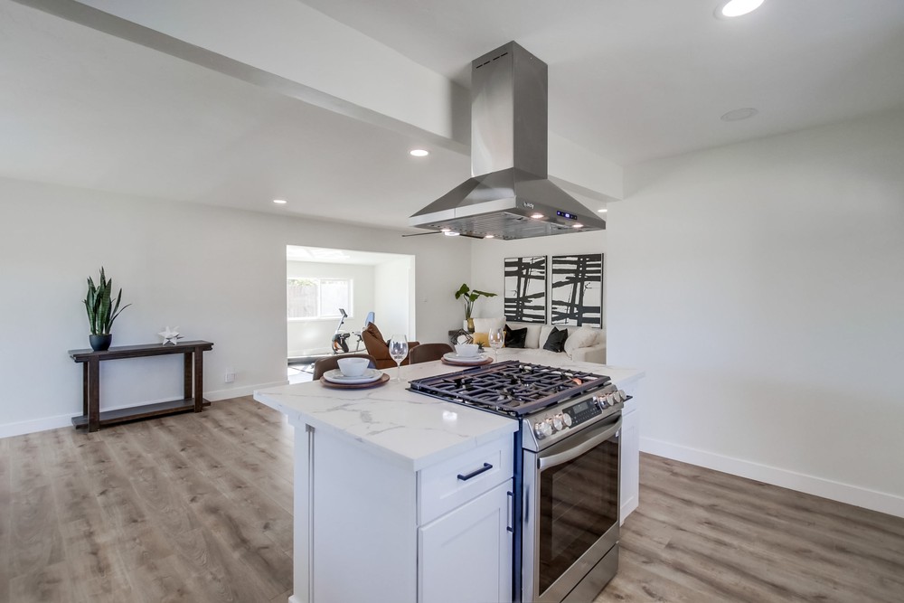 Virtual tour photo 9 of 43 for 4887 Mt Gaywas Dr