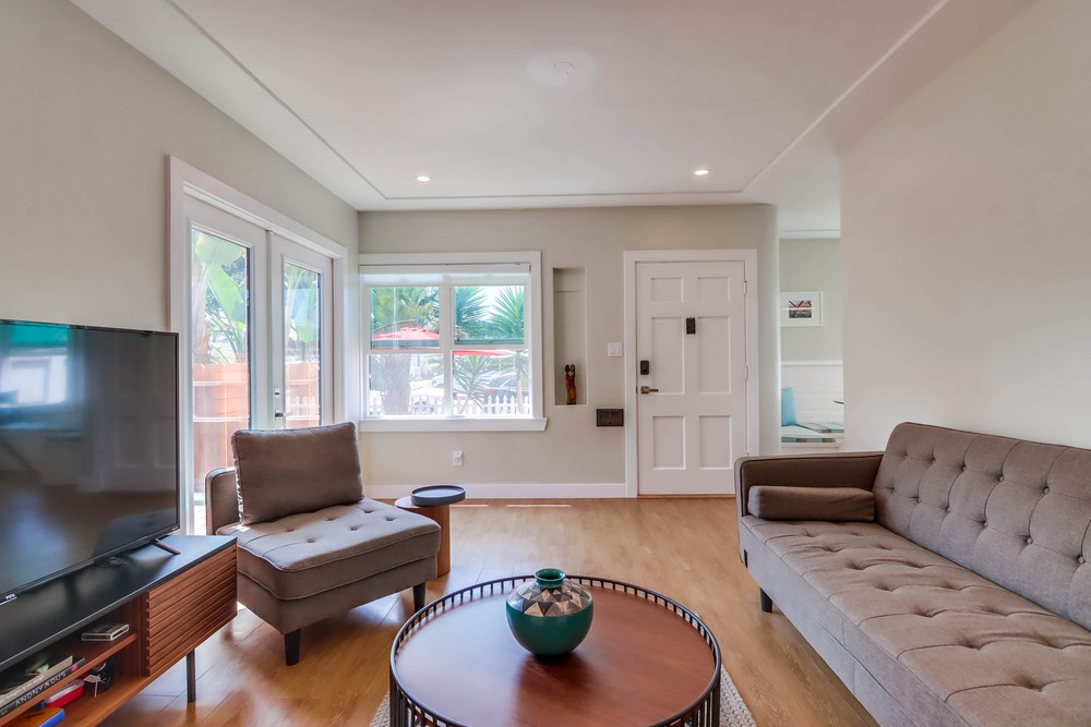 Virtual tour photo 16 of 69 for 4888 Del Mar Ave