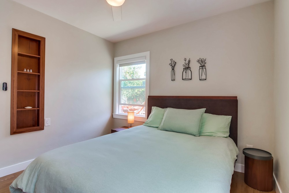 Virtual tour photo 30 of 69 for 4888 Del Mar Ave