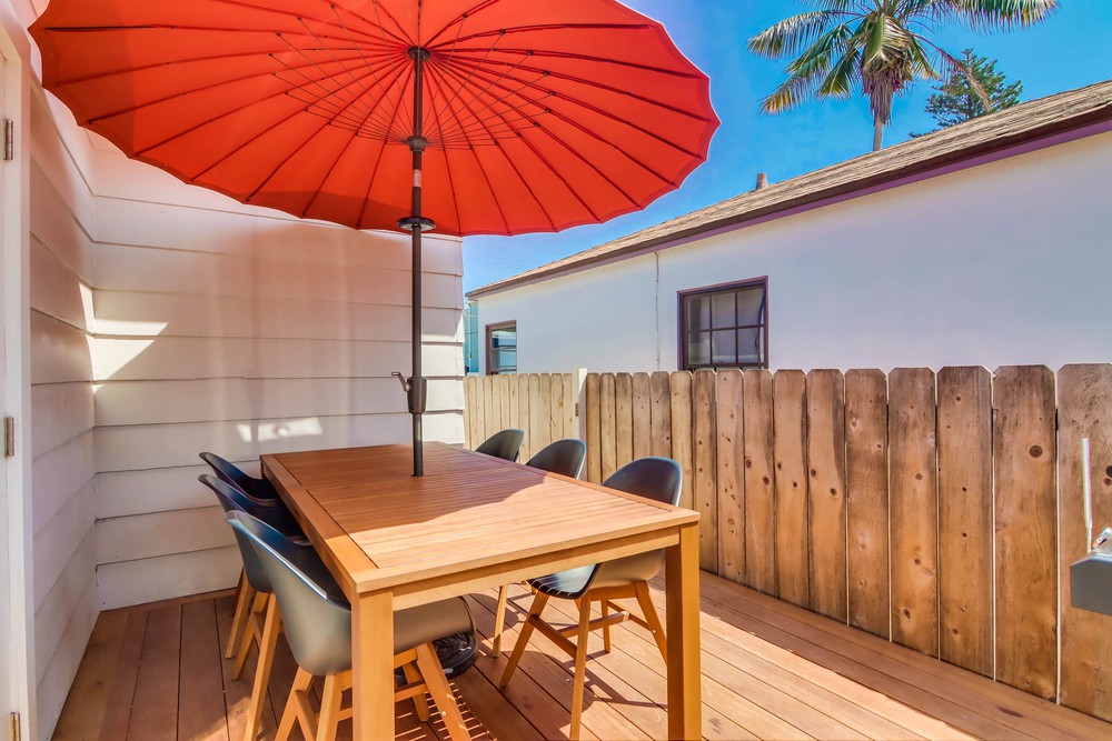 Virtual tour photo 37 of 69 for 4888 Del Mar Ave