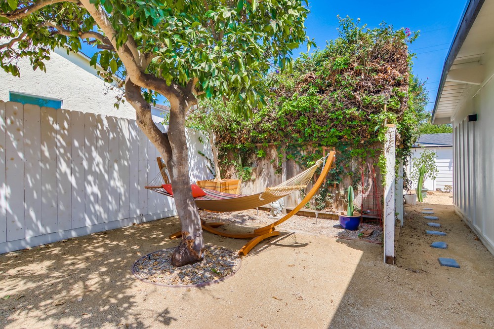 Virtual tour photo 43 of 69 for 4888 Del Mar Ave