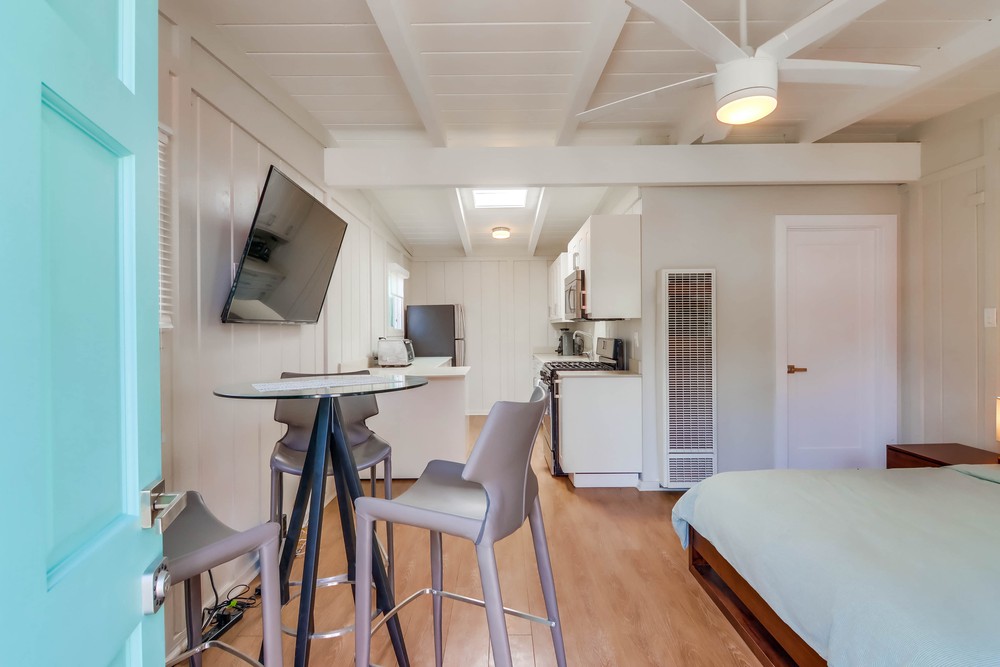 Virtual tour photo 55 of 69 for 4888 Del Mar Ave