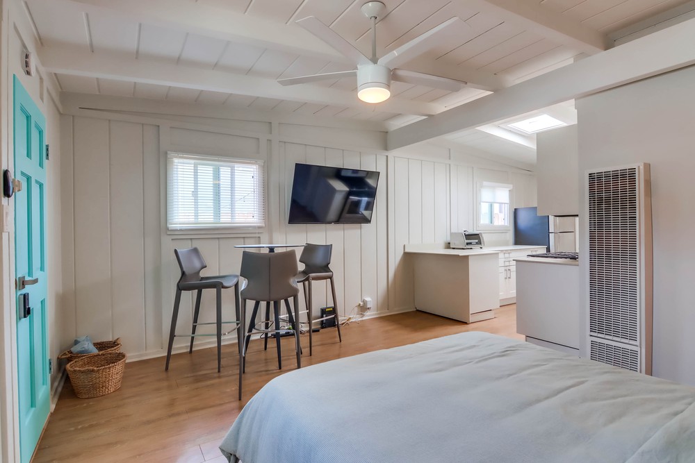 Virtual tour photo 57 of 69 for 4888 Del Mar Ave