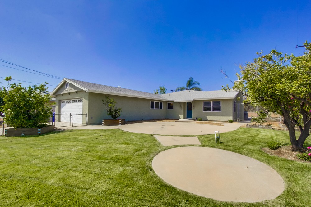 Virtual tour photo 5 of 47 for 4888 Mt Gaywas Dr