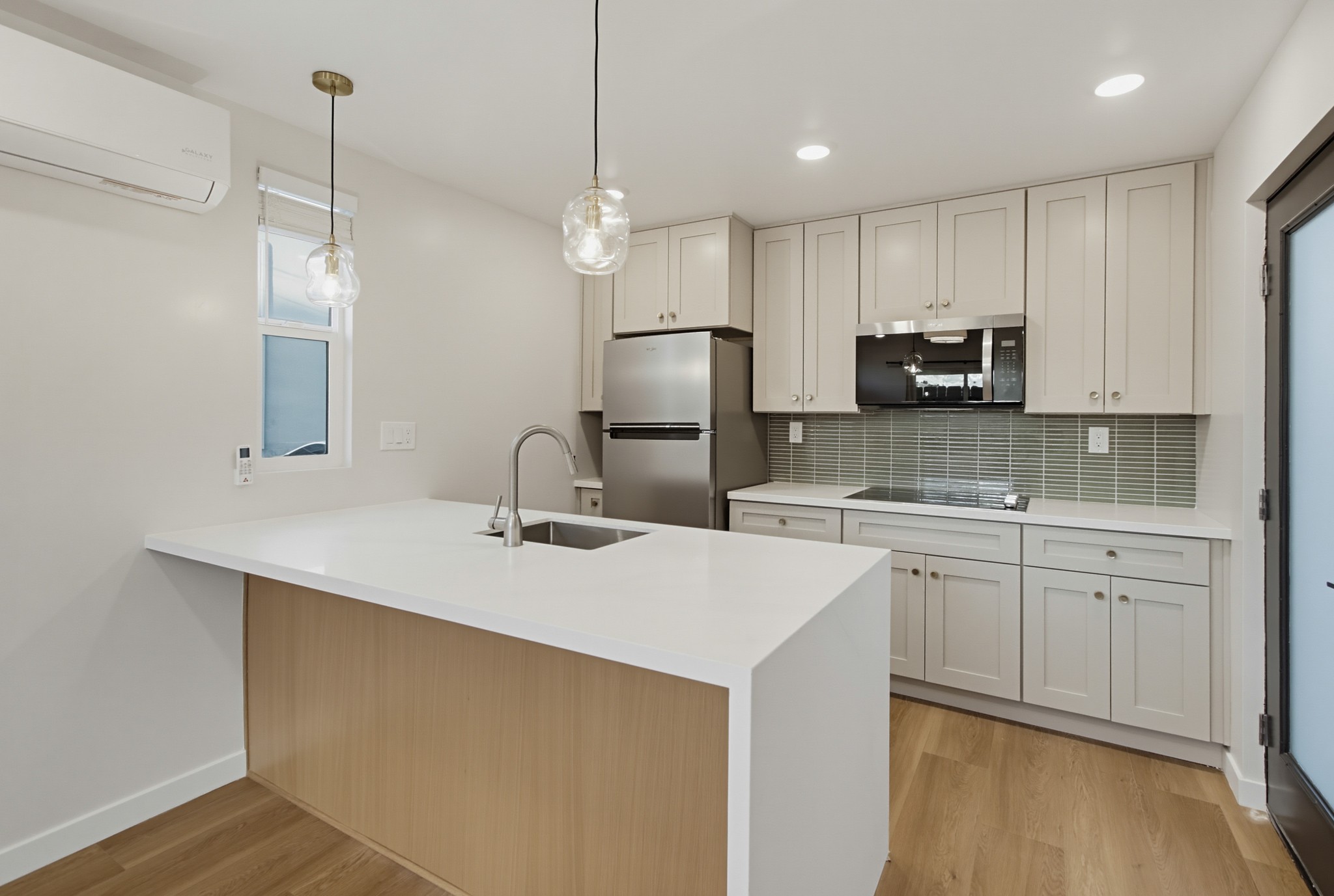 Virtual tour photo 41 of 85 for 4892 Doliva Dr