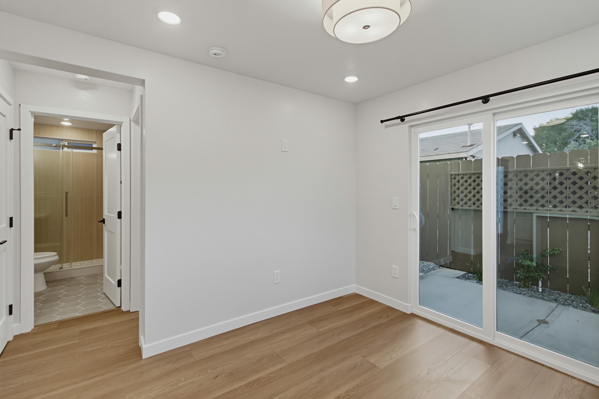 Virtual tour photo 45 of 85 for 4892 Doliva Dr