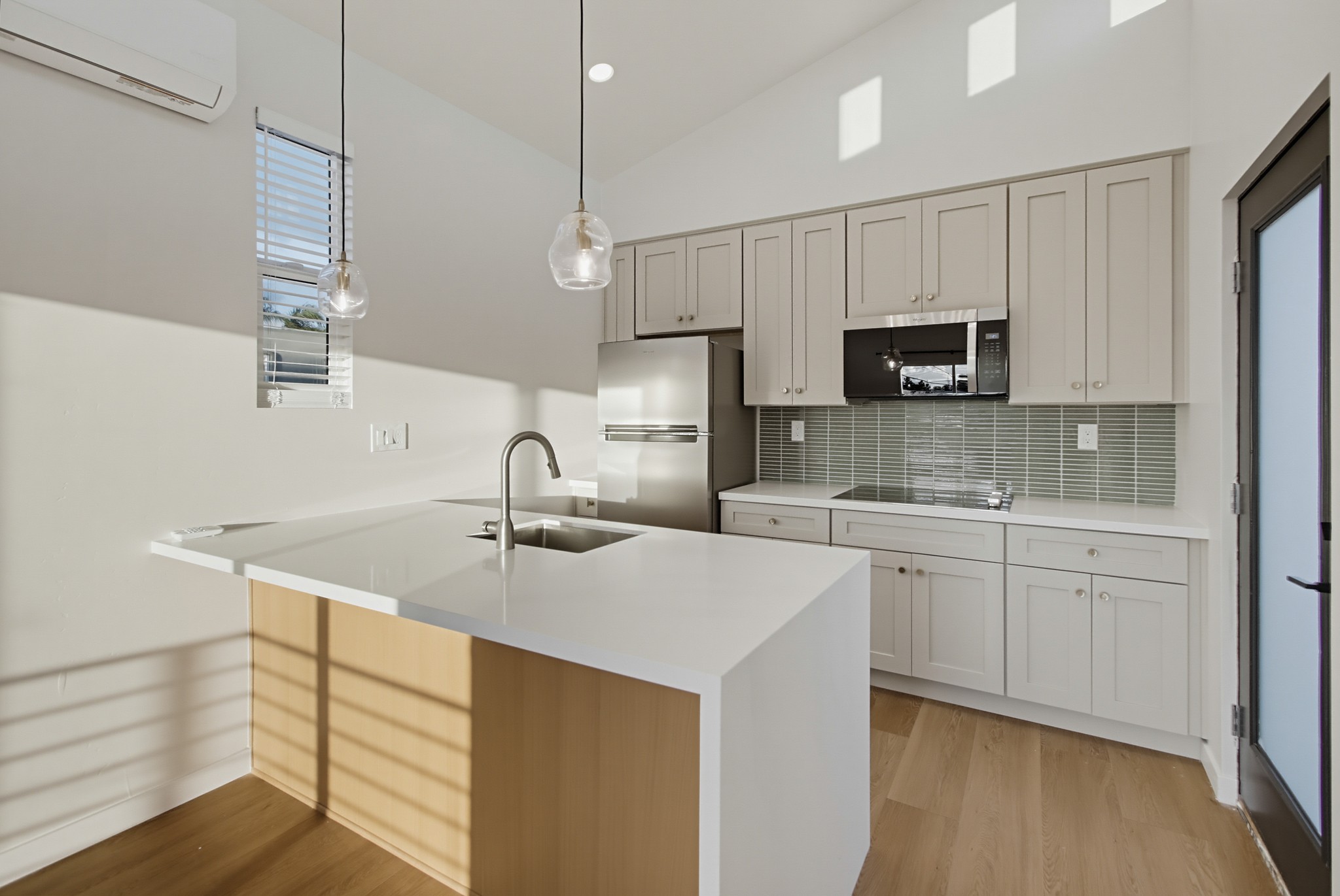 Virtual tour photo 65 of 85 for 4892 Doliva Dr