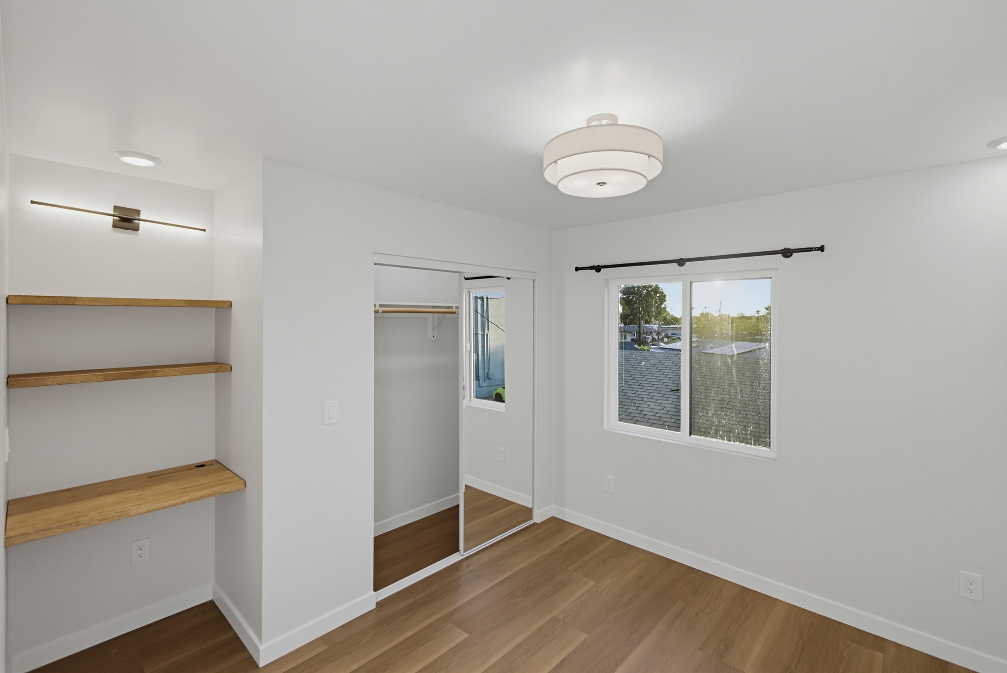 Virtual tour photo 68 of 85 for 4892 Doliva Dr