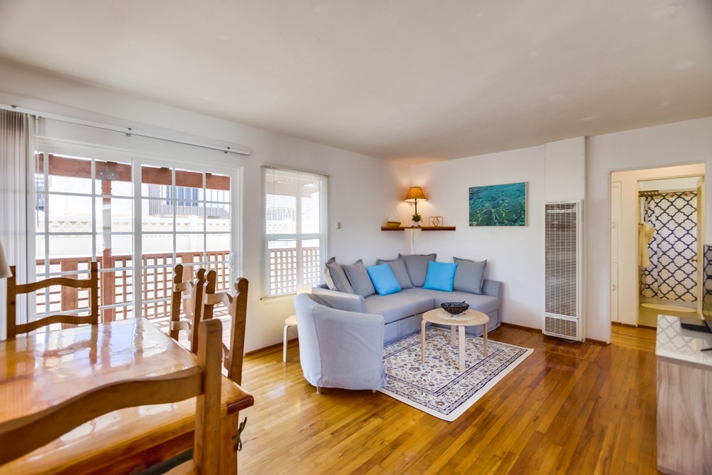 Virtual tour photo 10 of 43 for 4896 Dixie Dr