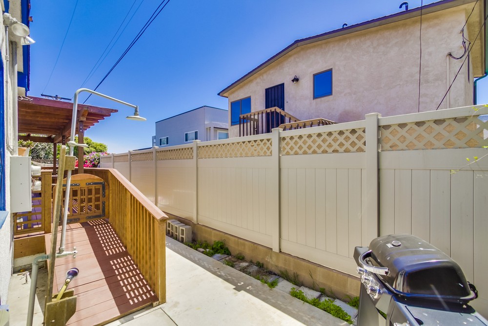 Virtual tour photo 40 of 43 for 4896 Dixie Dr