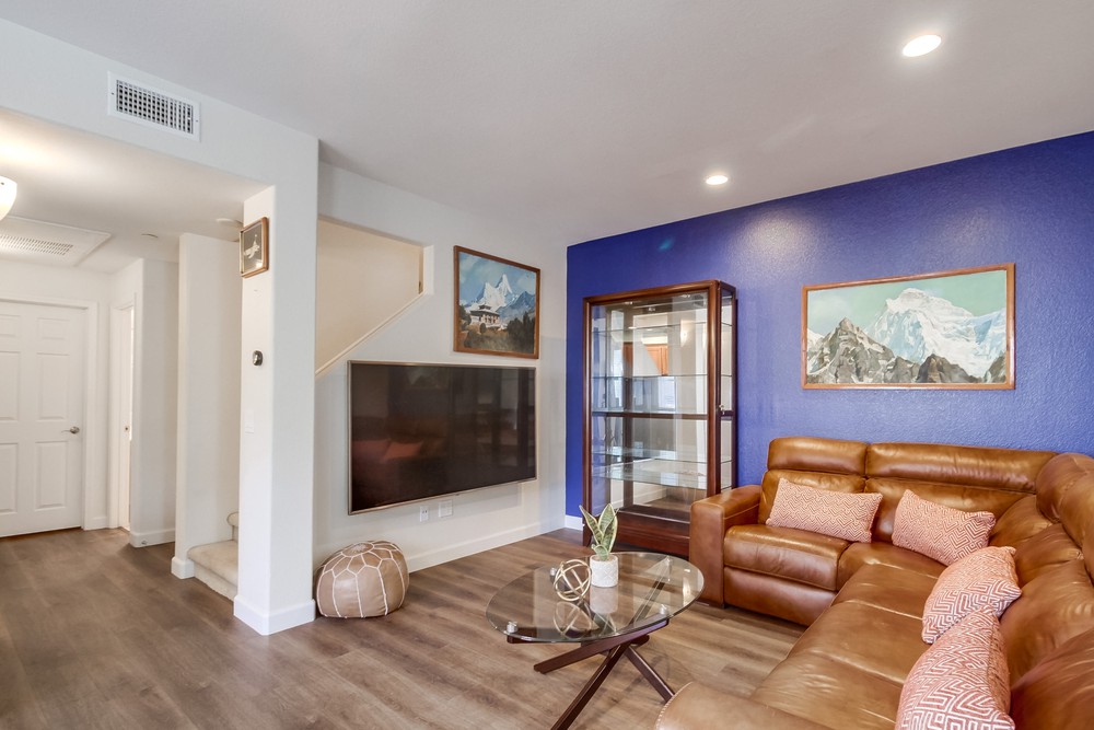 Virtual tour photo 6 of 42 for 4897 Haight Terrace