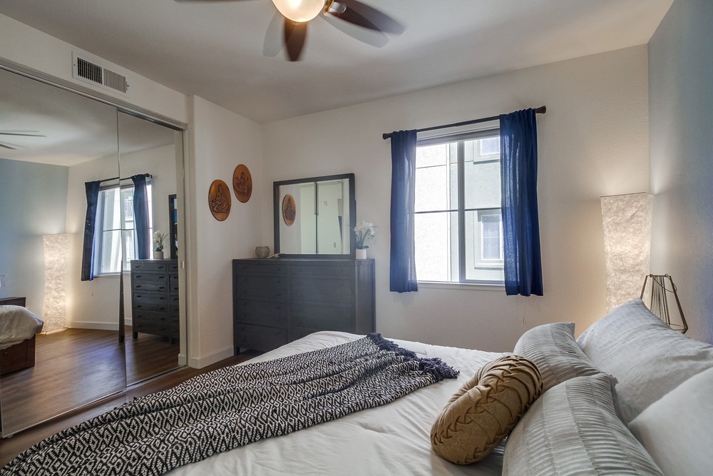 Virtual tour photo 33 of 42 for 4897 Haight Terrace