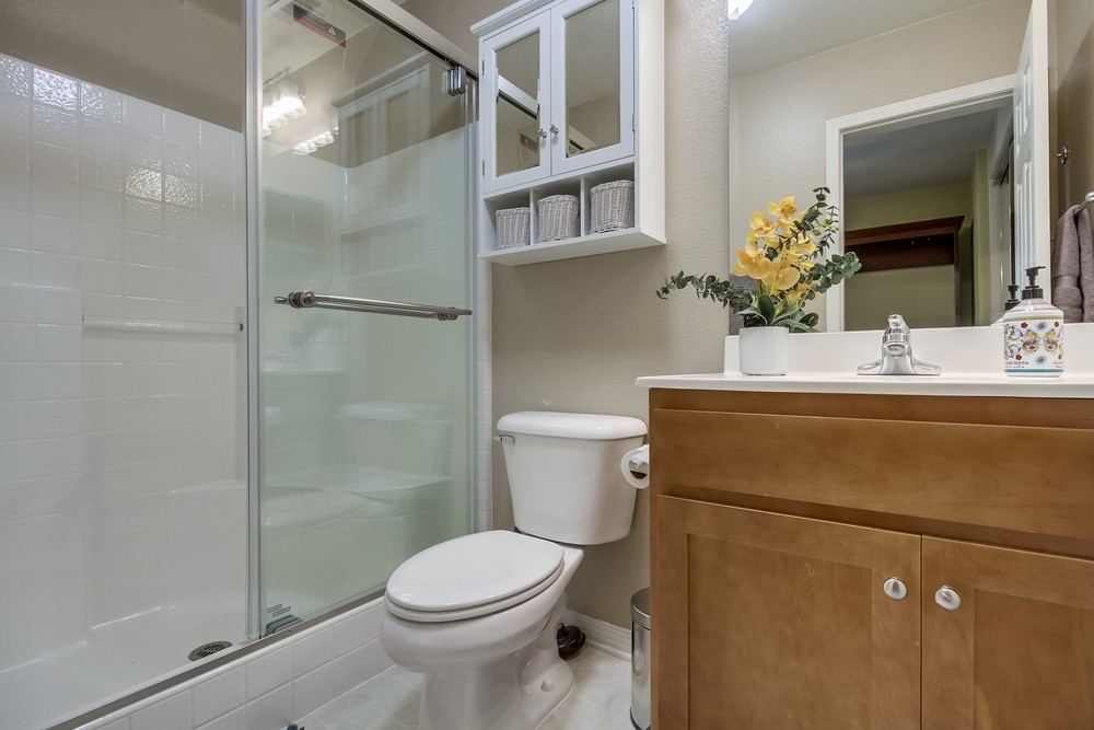Virtual tour photo 39 of 42 for 4897 Haight Terrace