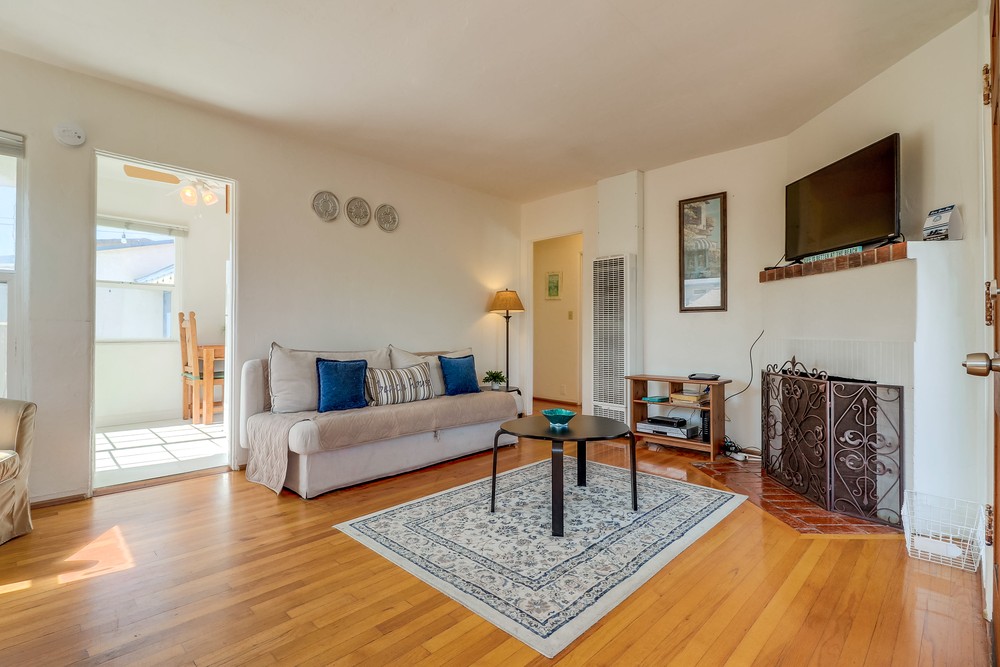 Virtual tour photo 11 of 43 for 4898 Dixie Dr