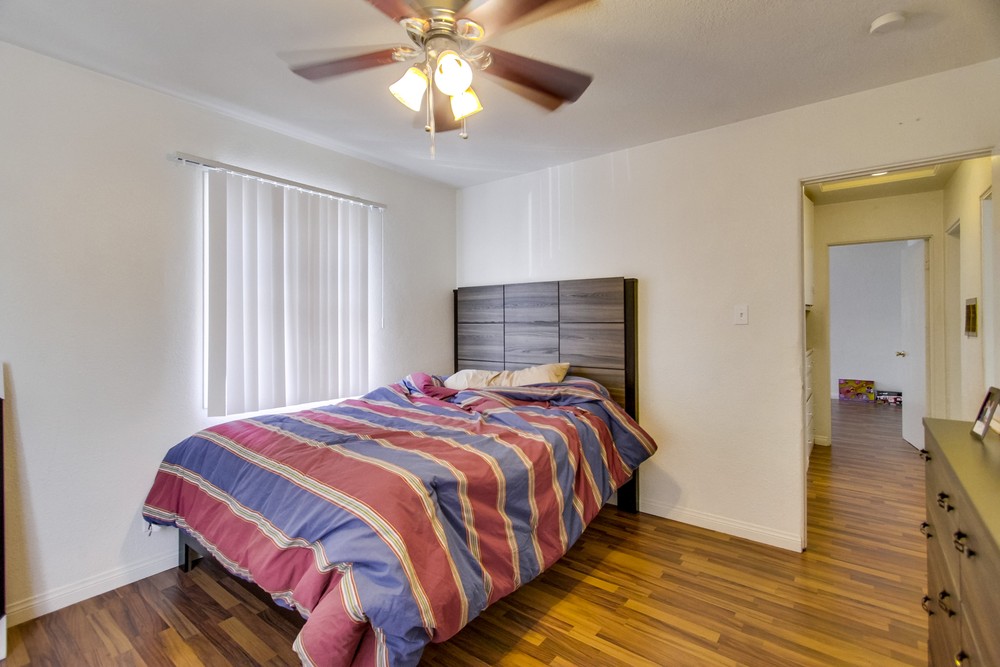 Virtual tour photo 18 of 87 for 4902 67th St