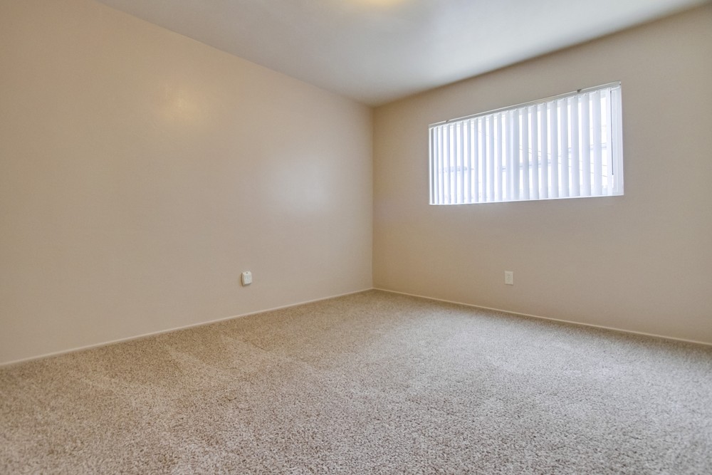 Virtual tour photo 51 of 87 for 4902 67th St
