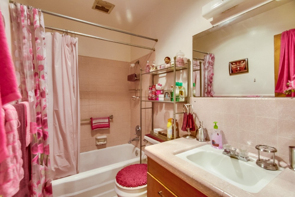 Virtual tour photo 81 of 87 for 4902 67th St