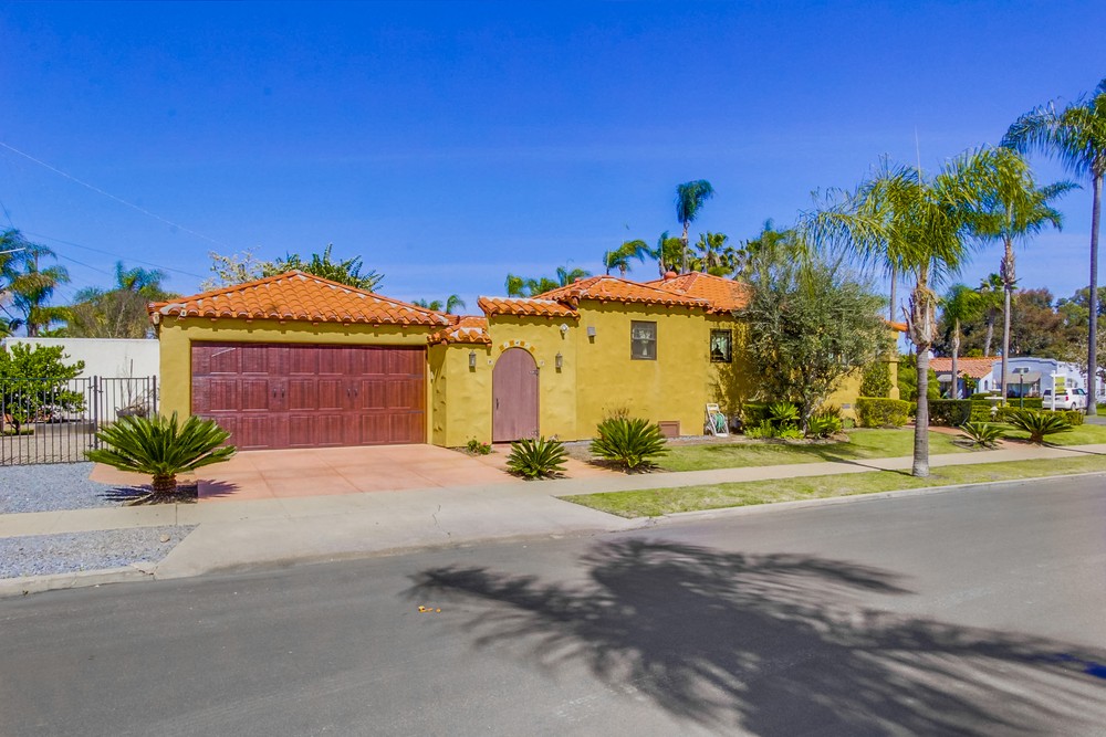 Virtual tour photo 4 of 44 for 4902 Marlborough Dr