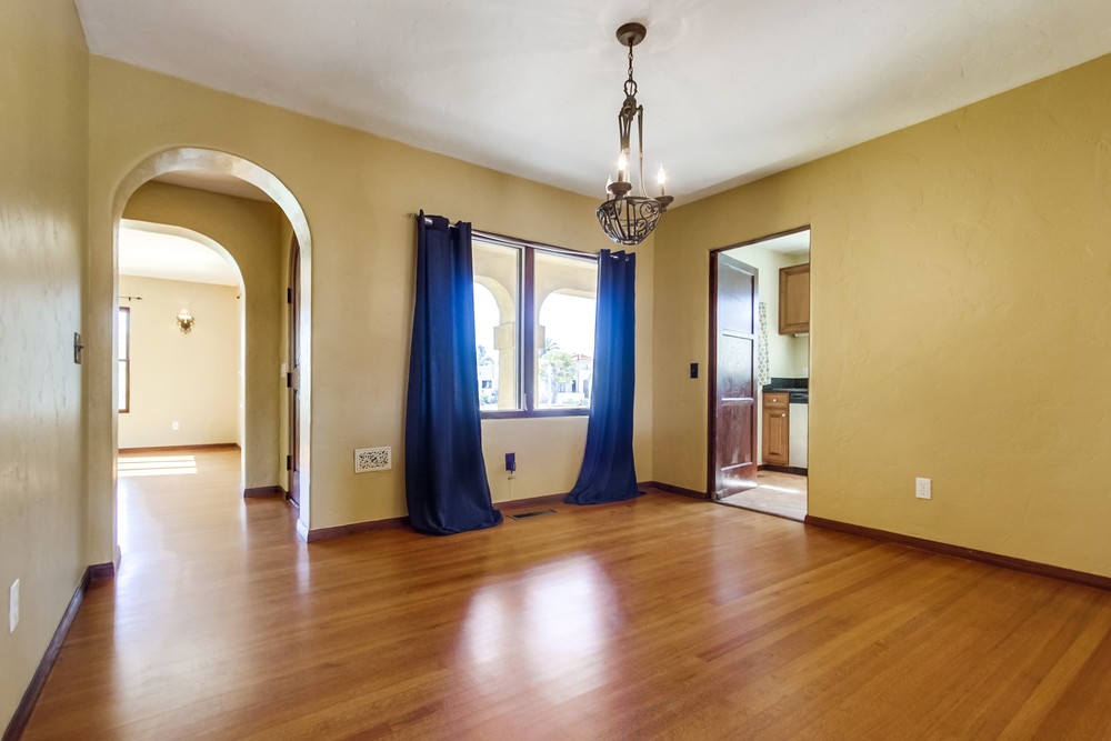 Virtual tour photo 13 of 44 for 4902 Marlborough Dr