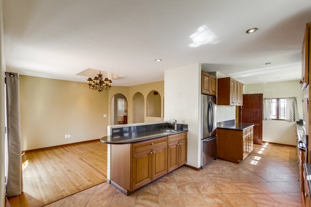 Virtual tour photo 19 of 44 for 4902 Marlborough Dr