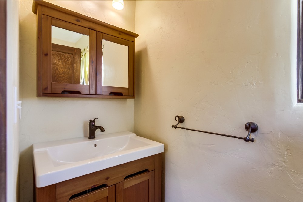 Virtual tour photo 26 of 44 for 4902 Marlborough Dr